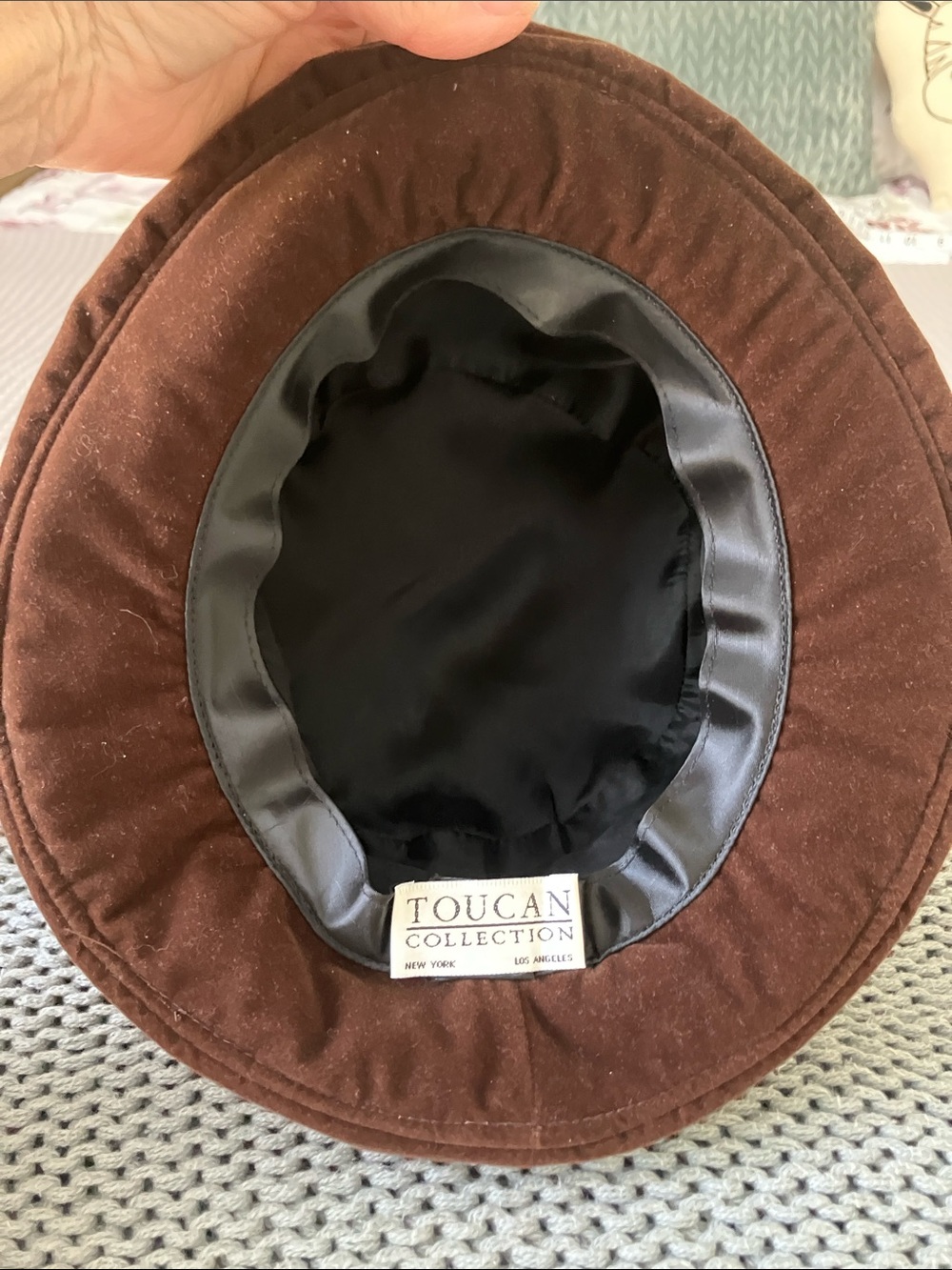 Women's Brown Velvet Flower Cloche Hat - Picture 6 of 6